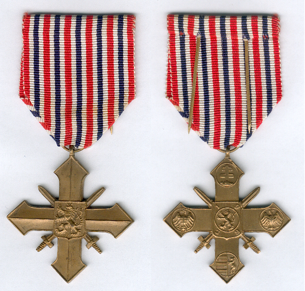 Československý válečný kříž 1939, líc a rub